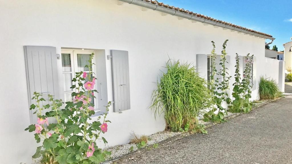 Le Clos Des Flots - L'Ocean La Flotte Exterior foto